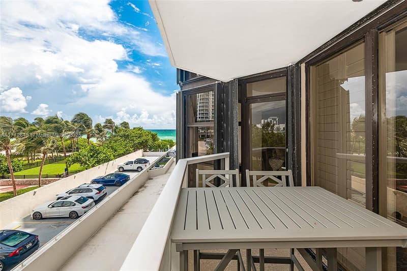 6423 Collins Ave #309, Miami Beach, 33141