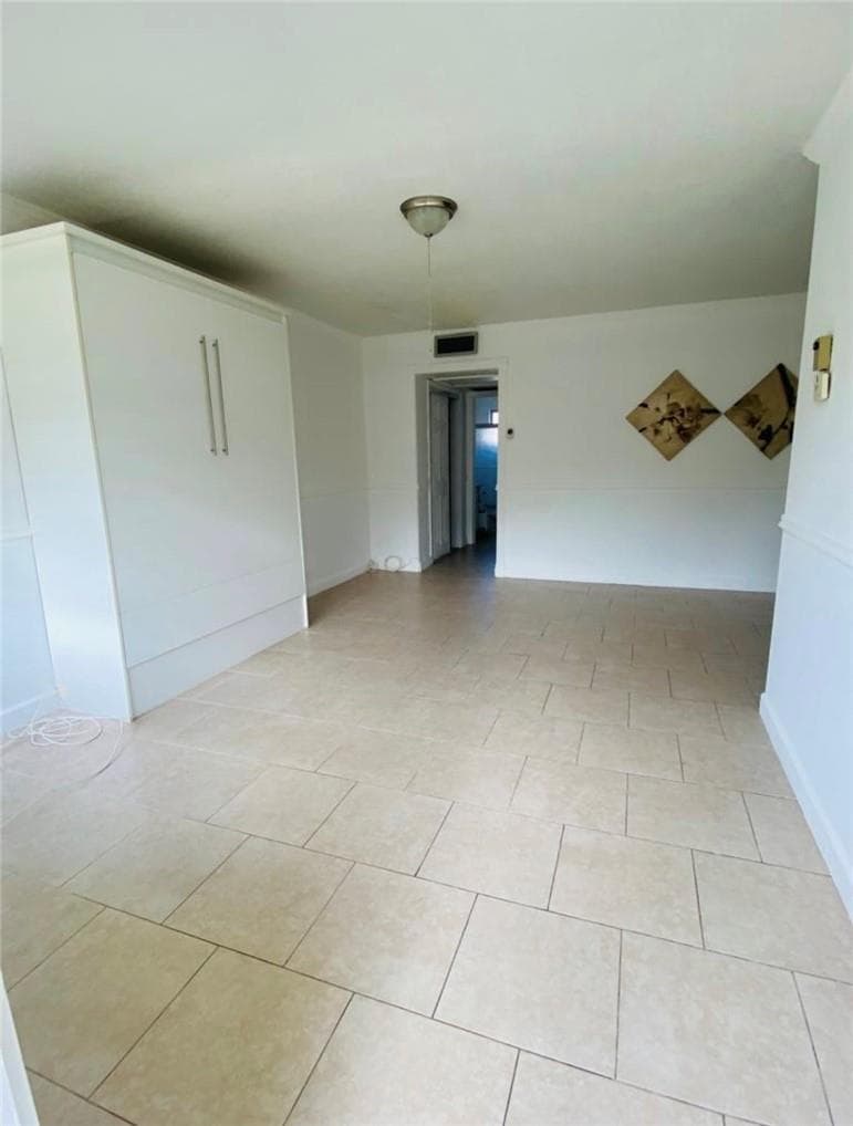1450 Atlantic Shores Boulevard #212, Hallandale Beach, 33009