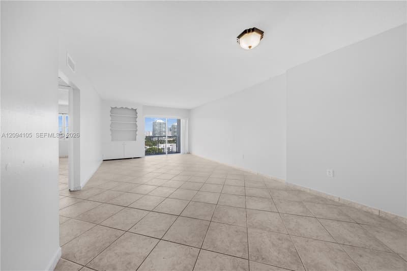 400 Kings Point Dr #1427, Sunny Isles Beach, 33160