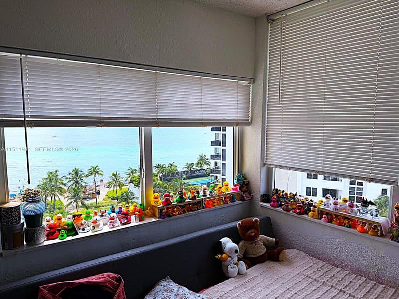 19201 COLLINS AVE #744, Sunny Isles Beach, 33160