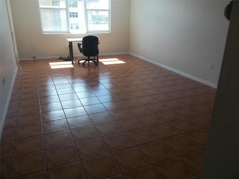 1893 Ocean Drive #302, Hallandale Beach, 33009