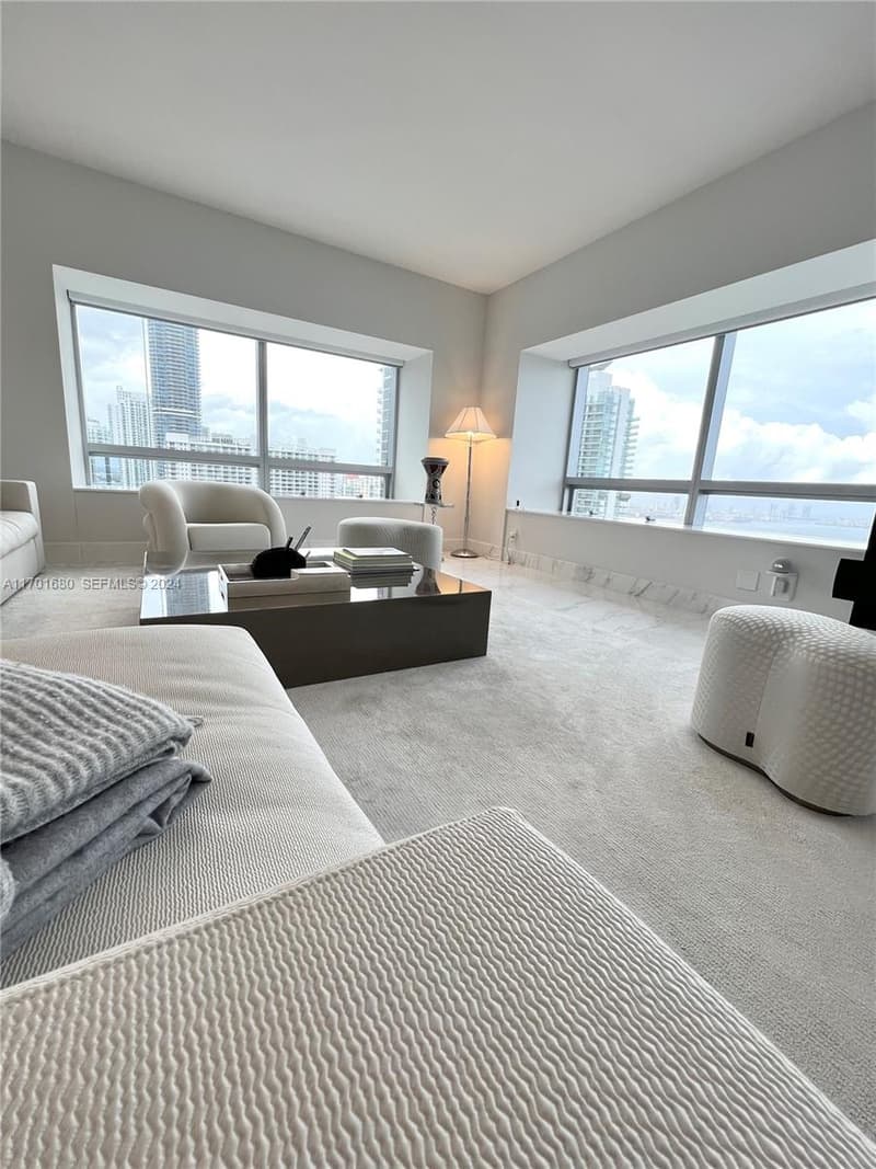1435 Brickell Ave #3307, Miami, 33131