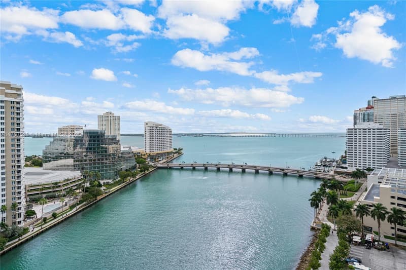 495 Brickell Ave #1702, Miami, 33131