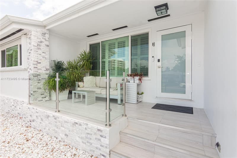 7549 Adventure Ave, North Bay Village, 33141