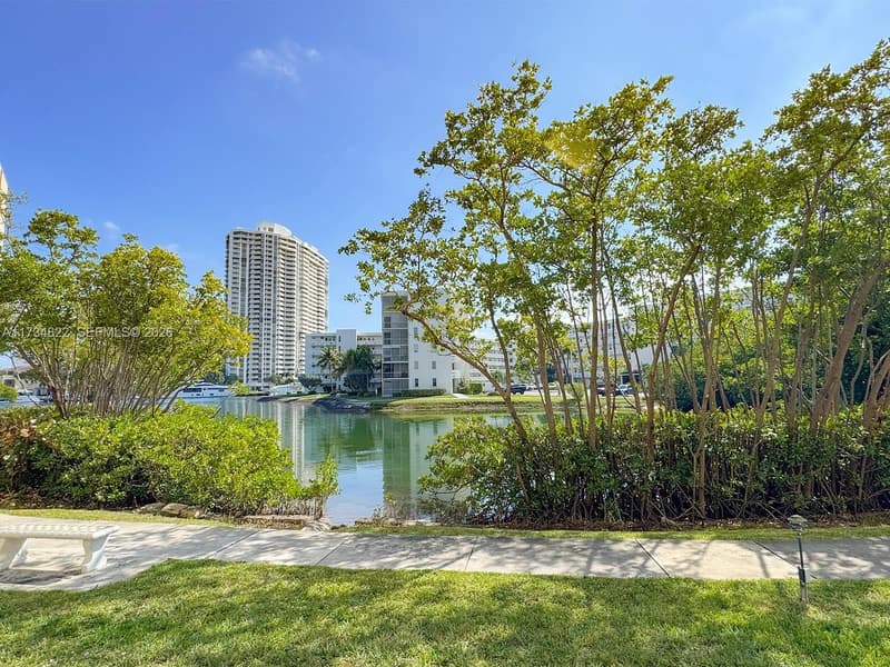 2930 Point East Dr #E109, Aventura, 33160