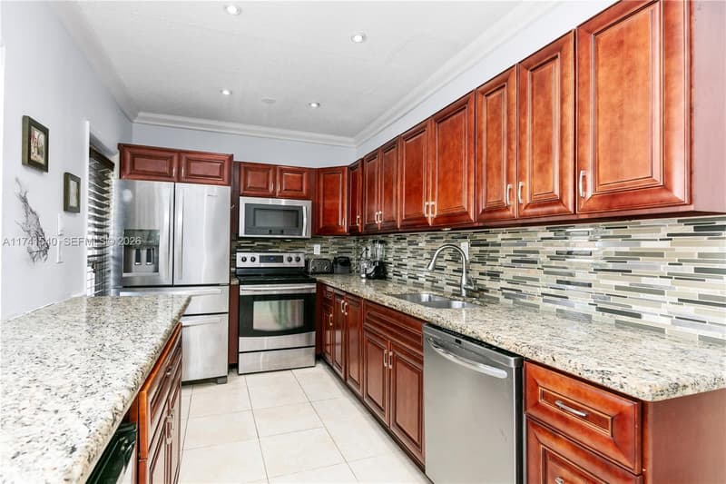 3131 Ocean Dr #211, Hallandale Beach, 33009