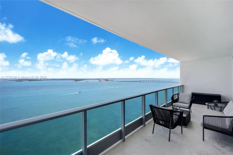 1331 Brickell Bay Dr #2605, Miami, 33131