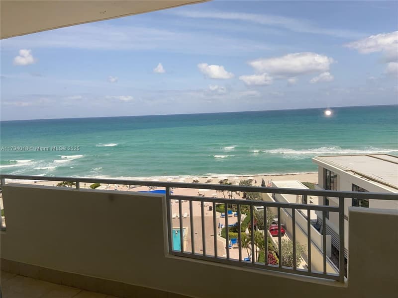 3180 Ocean Dr #716, Hallandale Beach, 33009