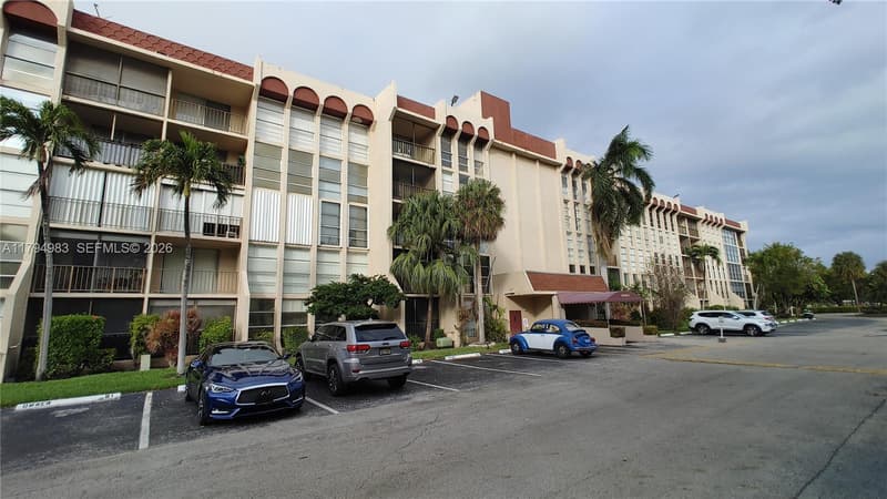 2101 Atlantic Shores Blvd #415, Hallandale Beach, 33009