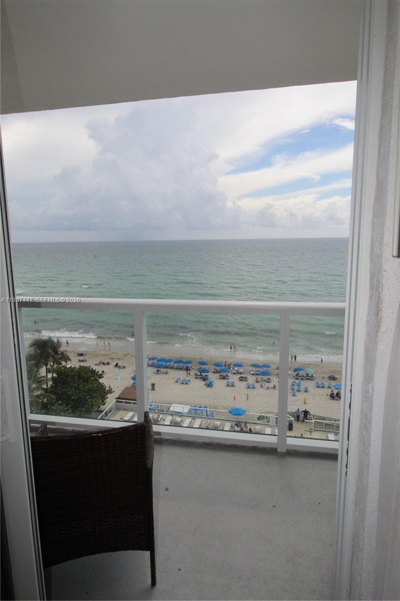 19201 Collins Ave #714, Sunny Isles Beach, 33160