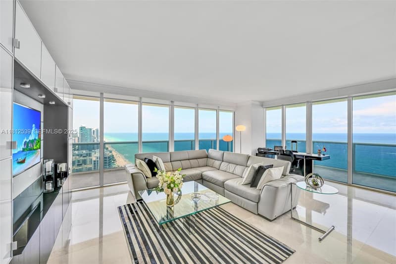 1830 Ocean Dr #3801, Hallandale Beach, 33009