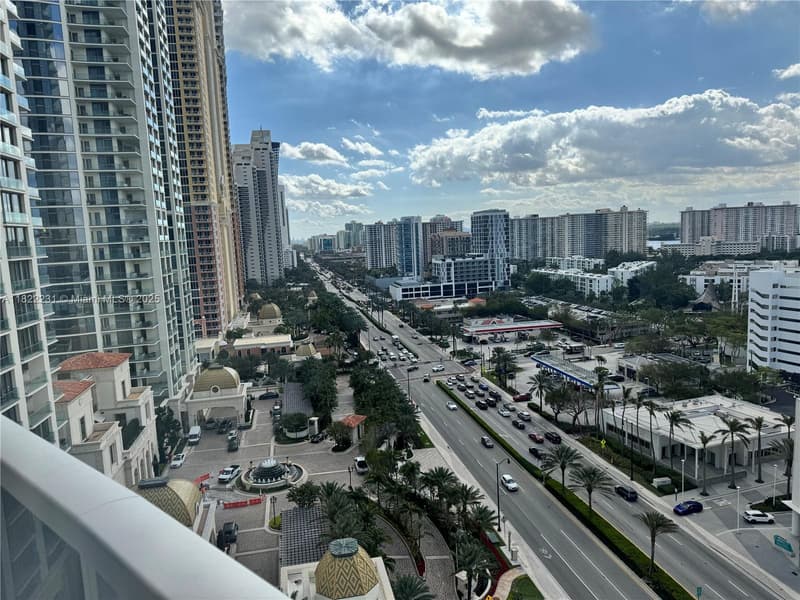 18001 Collins Ave #918, Sunny Isles Beach, 33160