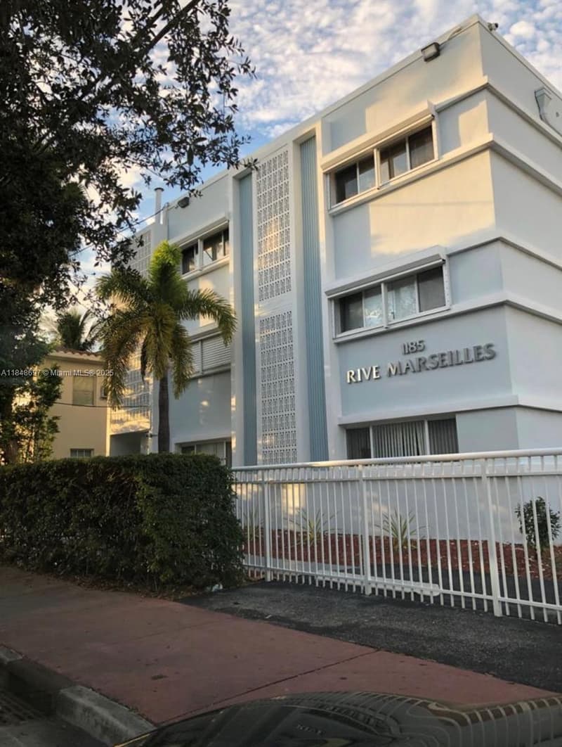 Miami Beach, 33141
