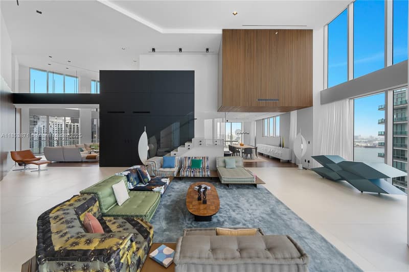 1300 Brickell Bay Dr #4401, Miami, 33131