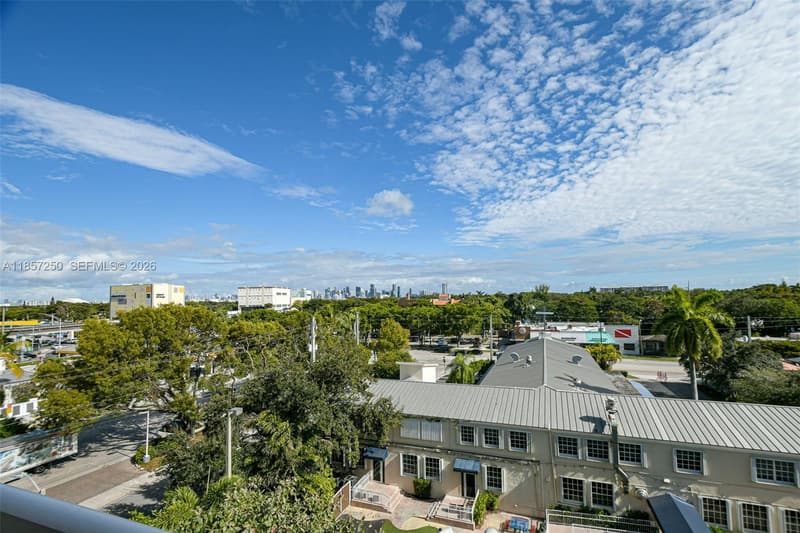 2740 28th Ter #603, Miami, 33133