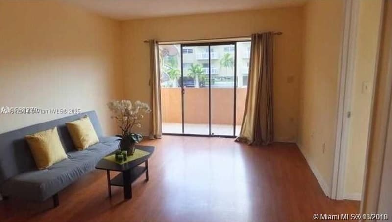 3582 171st St #203, North Miami Beach, 33160
