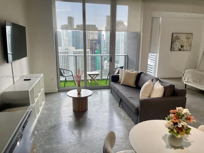 151 1st St #2807, Miami, 33131