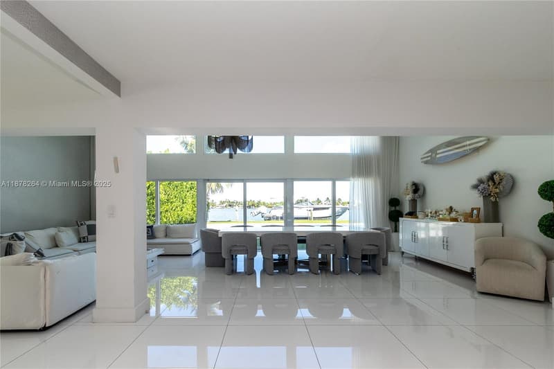 1215 Biscayne Point Rd, Miami Beach, 33141