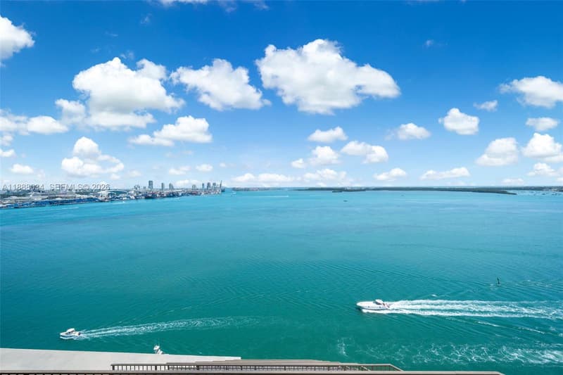 520 Brickell Key Drive #UPH-03, Miami, 33131