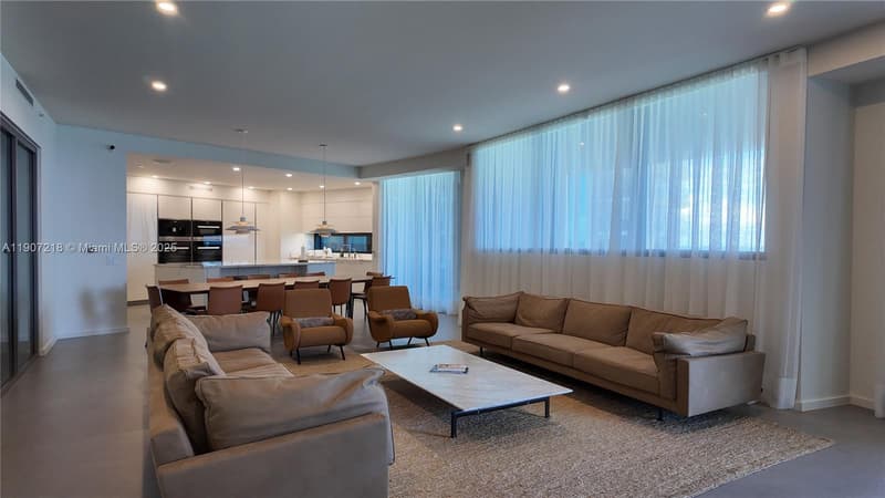 18555 Collins Ave #905, Sunny Isles Beach, 33160