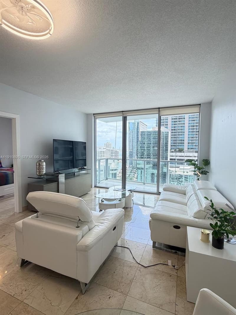 1050 Brickell Ave #1904, Miami, 33131