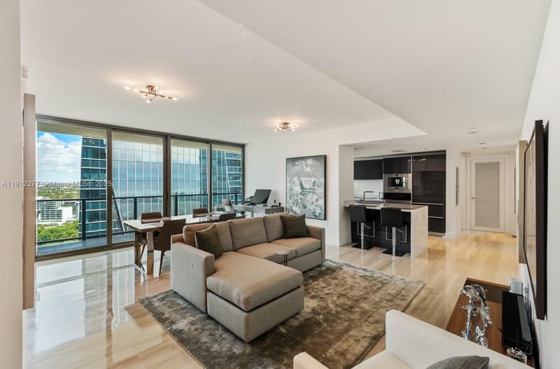 1451 Brickell Ave #2405, Miami, 33131