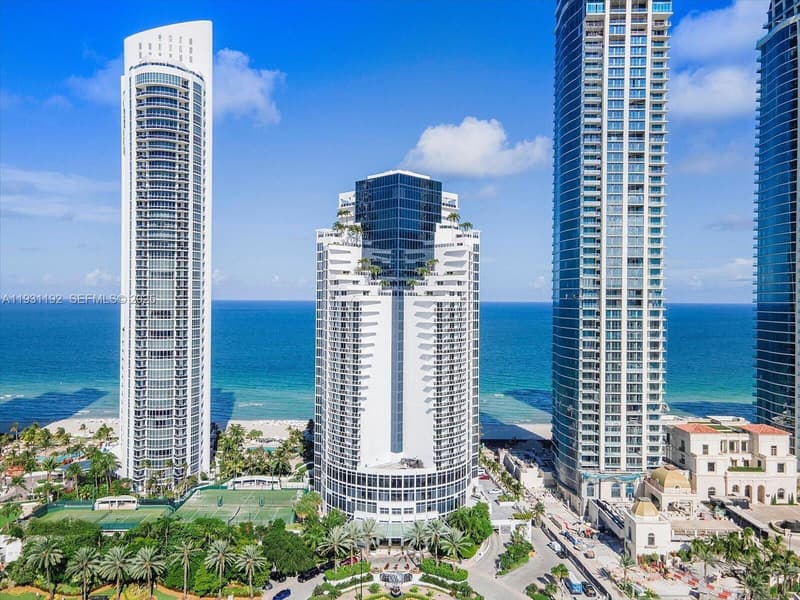 18001 Collins Ave #2101, Sunny Isles Beach, 33160
