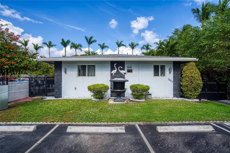 1457 Atlantic Shores Blvd, Hallandale Beach, 33009