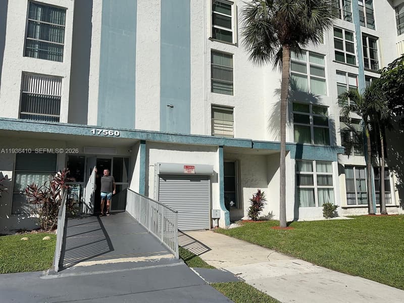 17560 Atlantic Blvd #109, Sunny Isles Beach, 33160