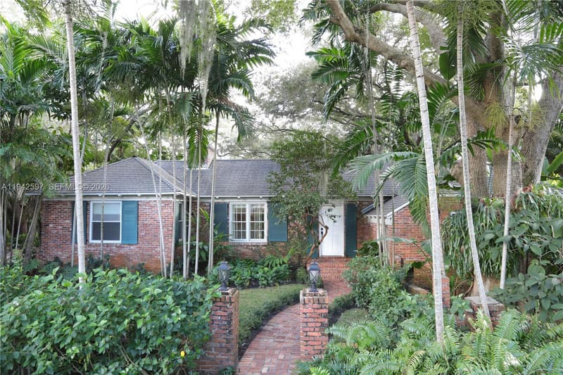 530 Melaleuca Ln, Miami, 33137