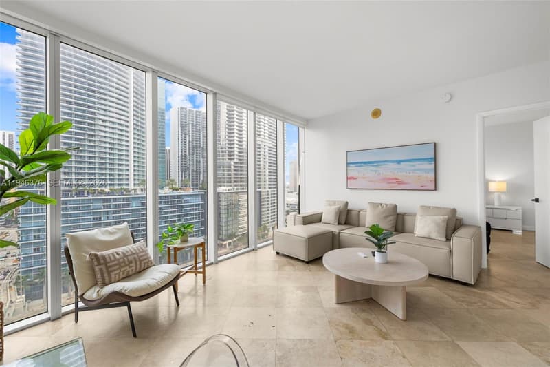 485 Brickell Ave #1804, Miami, 33131
