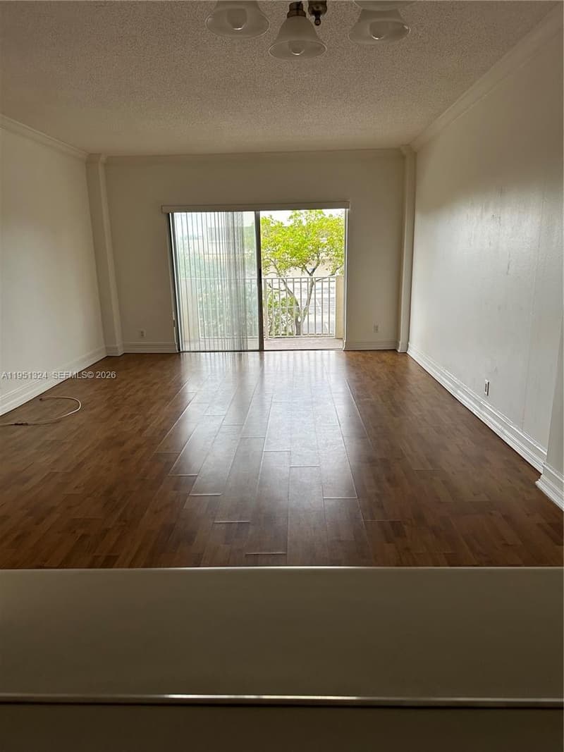 1455 Treasure Dr #2C, North Bay Village, 33141