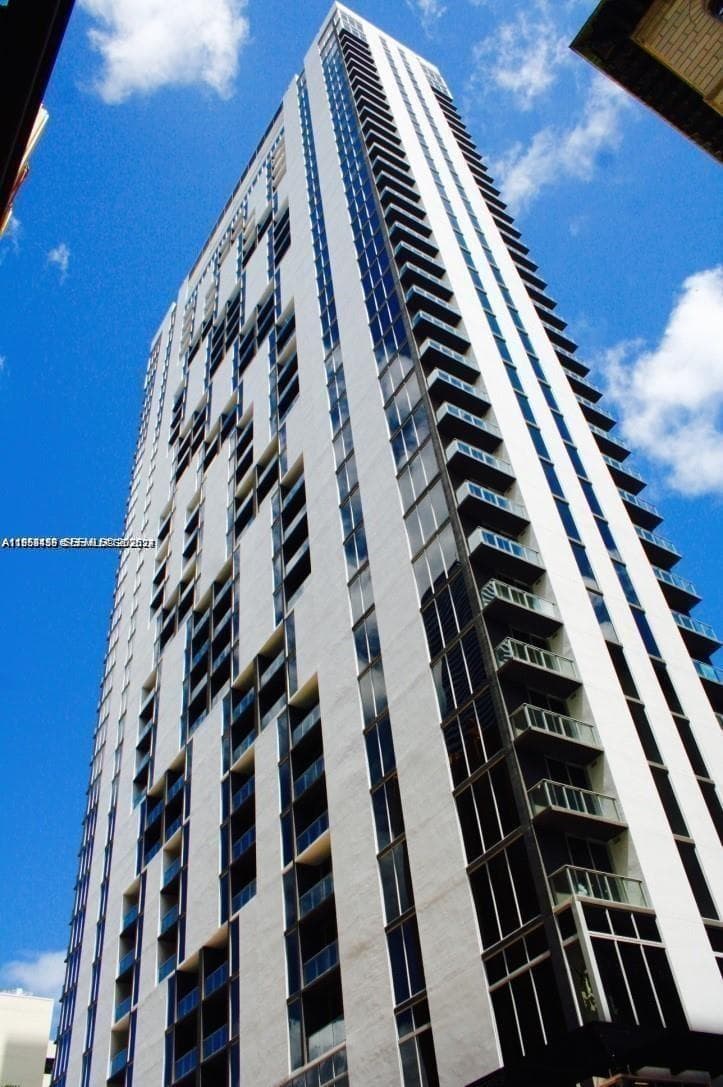 151 1st St #1207, Miami, 33131