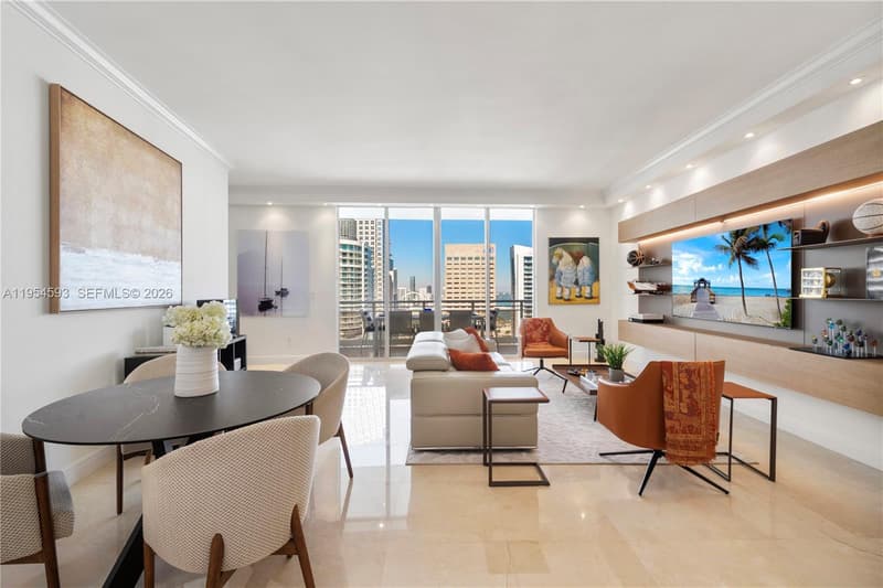 901 Brickell Key Blvd #3706, Miami, 33131