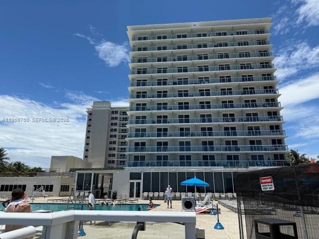 19201 Collins Avenue #534, Sunny Isles Beach, 33160