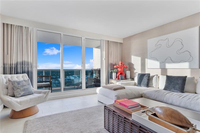 102 24th St #1427, Miami Beach, 33139