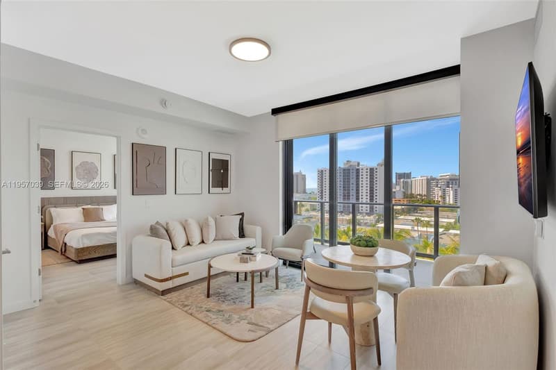 580 72nd street #808, Miami Beach, 33141