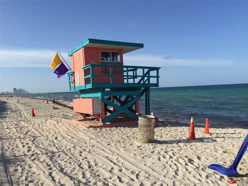Miami Beach, 33141