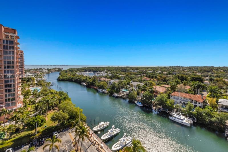 90 Edgewater Dr #PH25, Coral Gables, 33133
