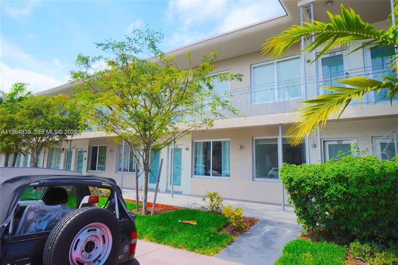 801 15th Street #102, Miami Beach, 33139