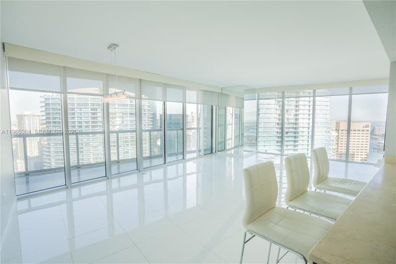 465 Brickell Ave #4802, Miami, 33131
