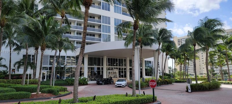 1850 Ocean Dr #3007, Hallandale Beach, 33009