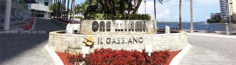 335 Biscayne Blvd #1002, Miami, 33131