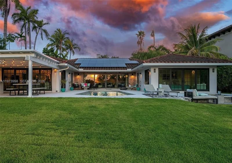 524 Oleander Dr, Hallandale Beach, 33009