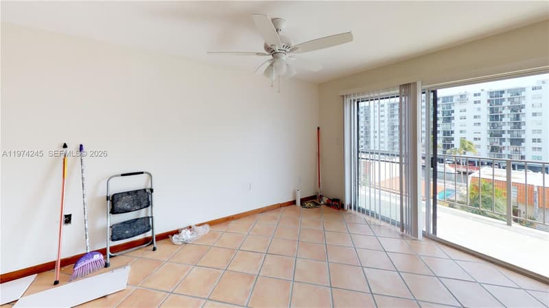 3665 167 Street #501, North Miami Beach, 33160