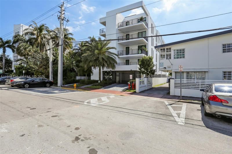 1930 Bay Dr #4, Miami Beach, 33141