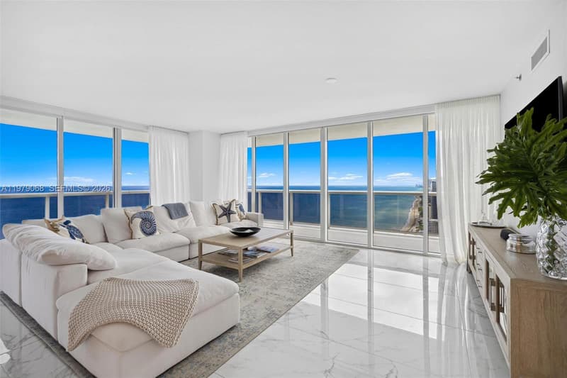 1830 Ocean Dr #4502, Hallandale Beach, 33009