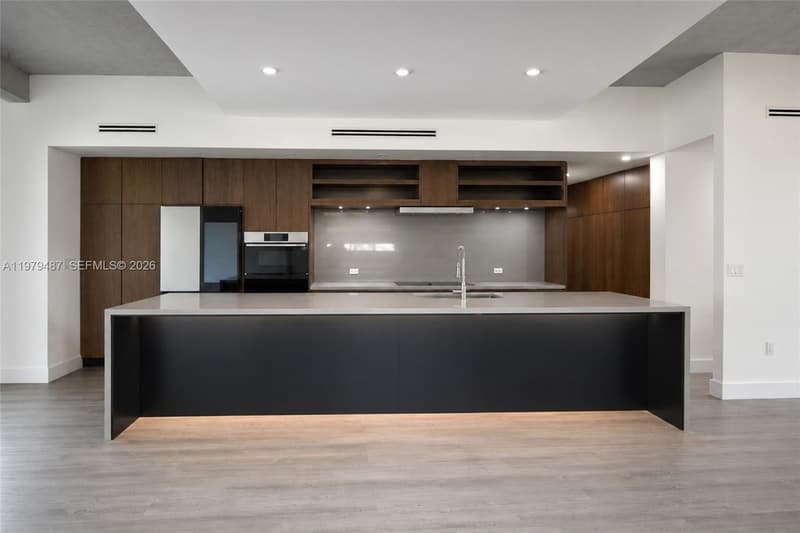 3669 Frow Ave, Miami, 33133
