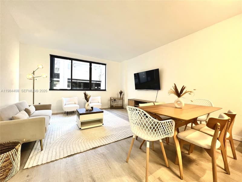 540 Brickell Key Dr #202, Miami, 33131