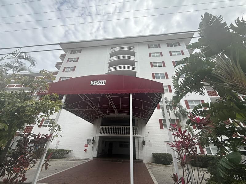 3660 166th St #415, North Miami Beach, 33160